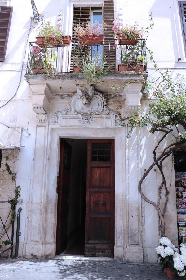 Best Authentic Apartment Monti 5 Mins From Colosseum Ngoại thất bức ảnh