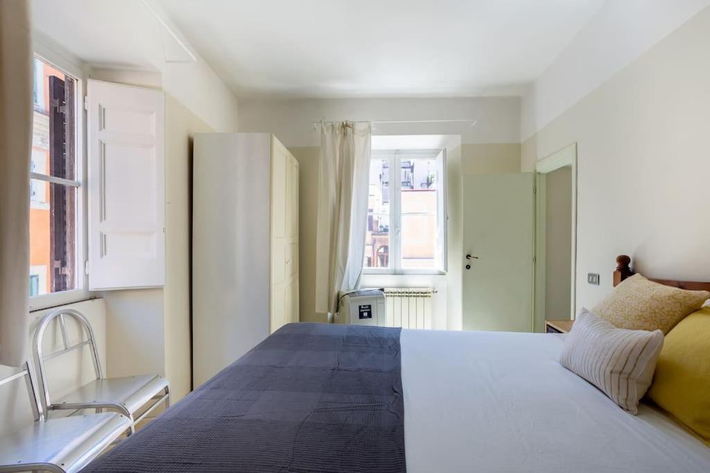 Best Authentic Apartment Monti 5 Mins From Colosseum Ngoại thất bức ảnh
